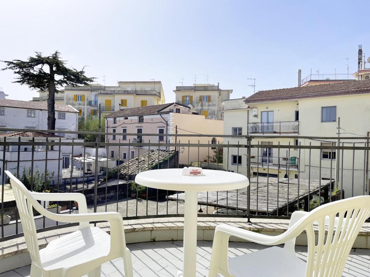 Hotel Reginella Sant'Agata sui due Golfi Eksteriør billede