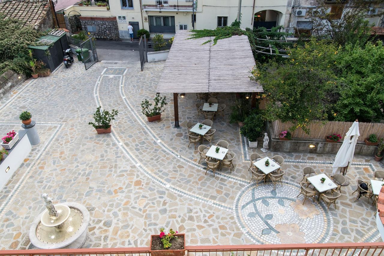 Hotel Reginella Sant'Agata sui due Golfi Eksteriør billede